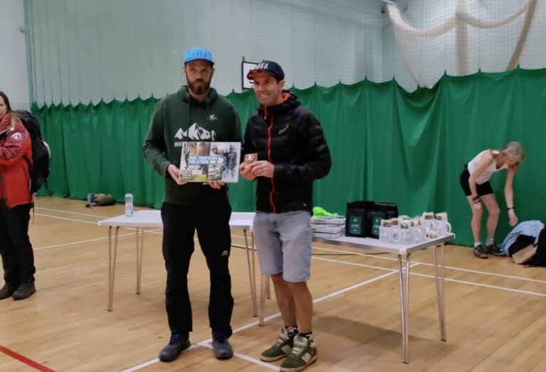 Llangollen fell race sun 10 apr 0.jpg